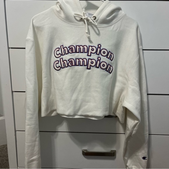 Champion Reverse Weave Crop Hoodie Sweatshirt NWOT - Picture 2 of 5